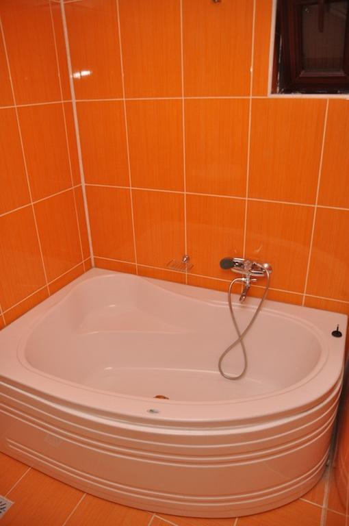 Pensiunea Brancoveneasca Câmpulung Bagian luar foto